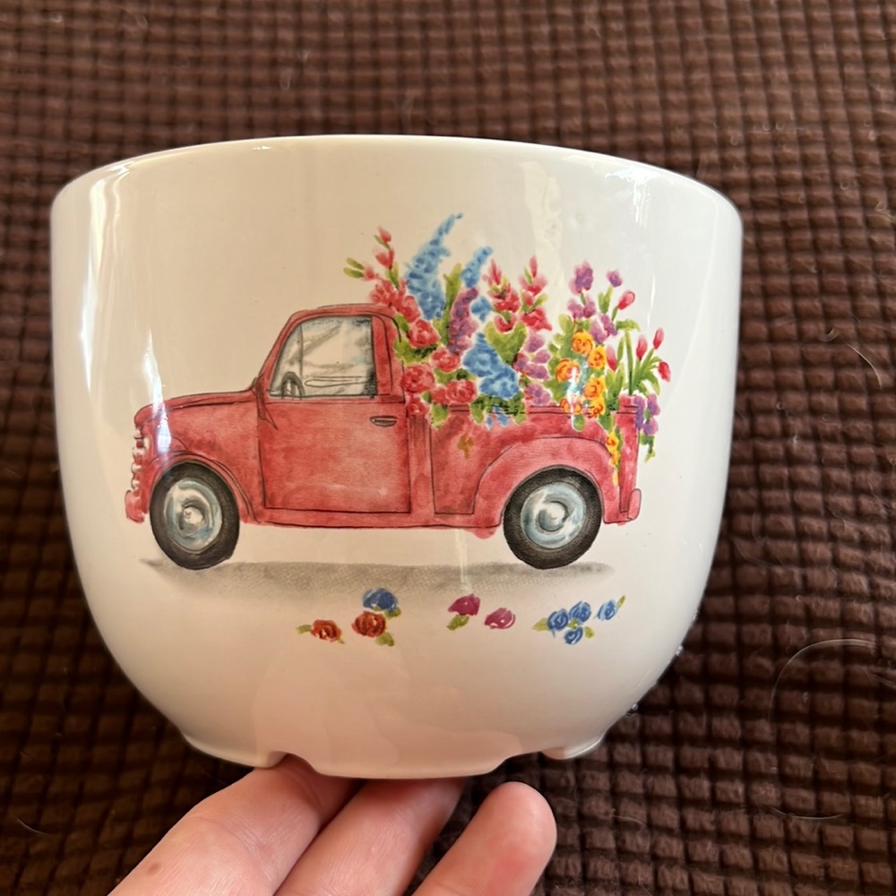 Maxcera planter